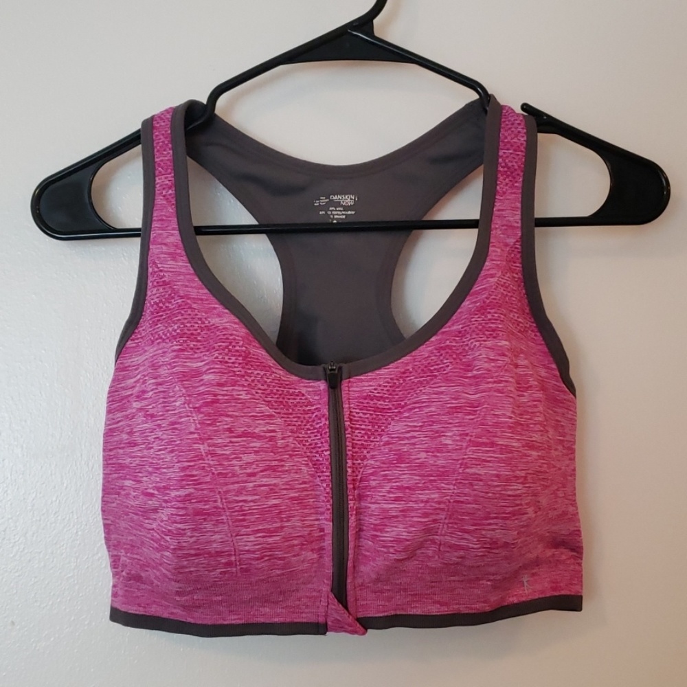 Athletic wear (sports bra)